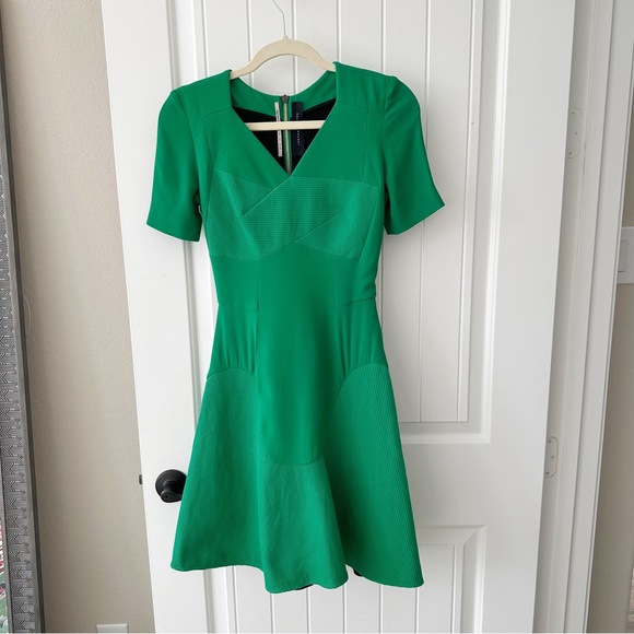 Roland Mouret Redworth Kelly Green Flouce Dress - Picture 4 of 16